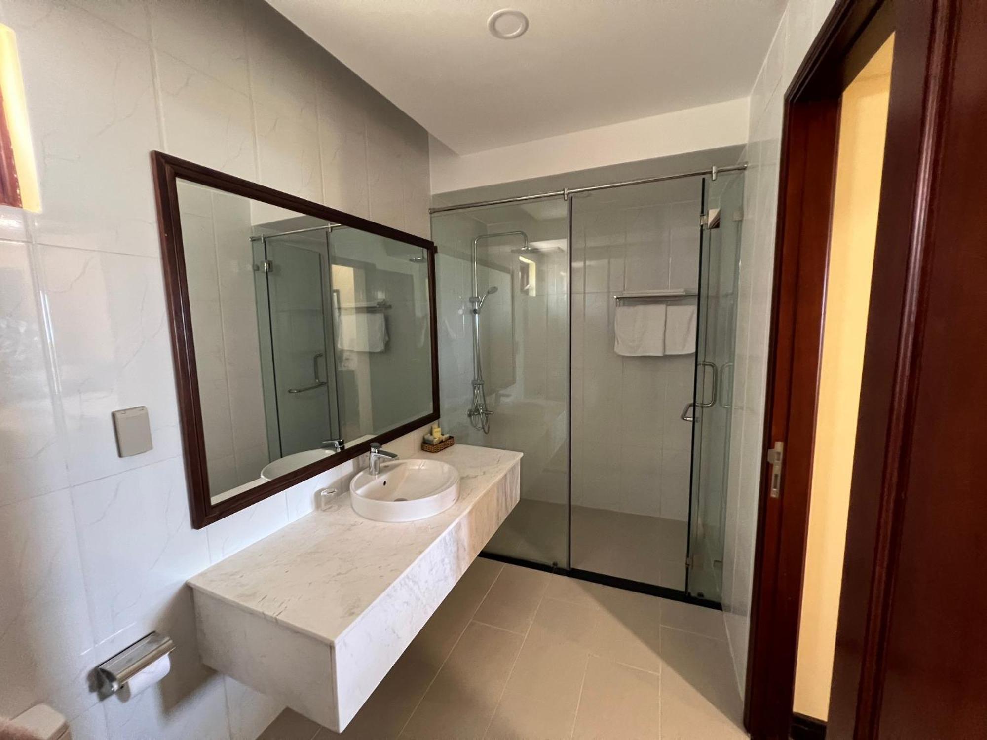 Sai Gon Con Dao Resort Exterior photo